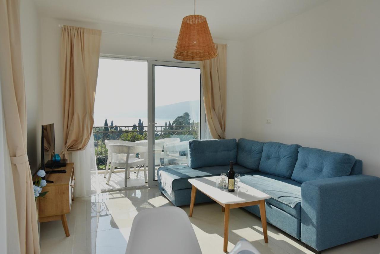 Villa Julia Baošići Buitenkant foto