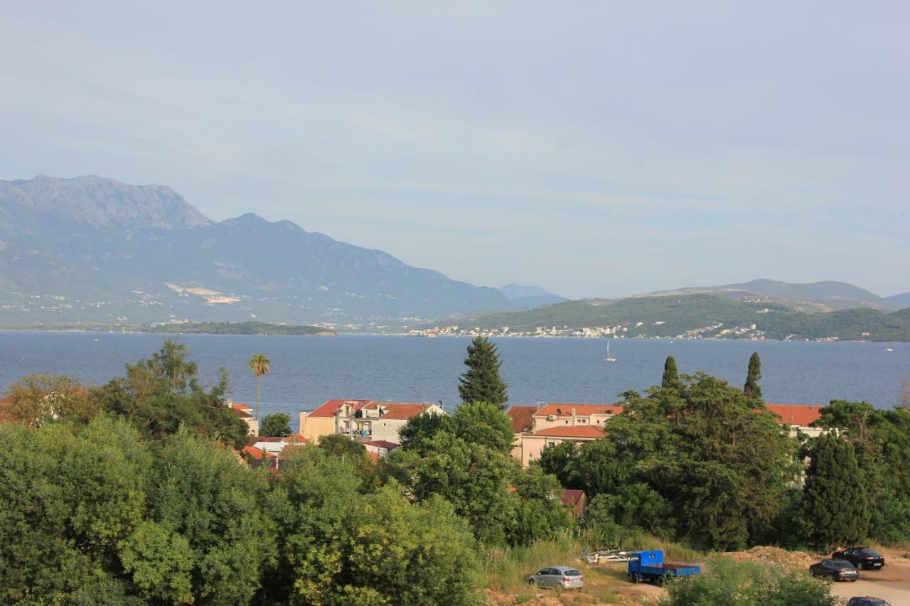Villa Julia Baošići Buitenkant foto